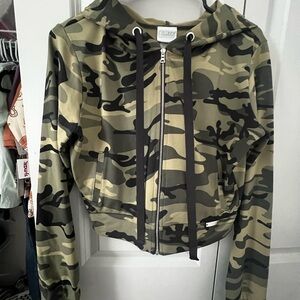 Bombshell Sportswear Women’s Green Camo Bomber Jacket with Hood